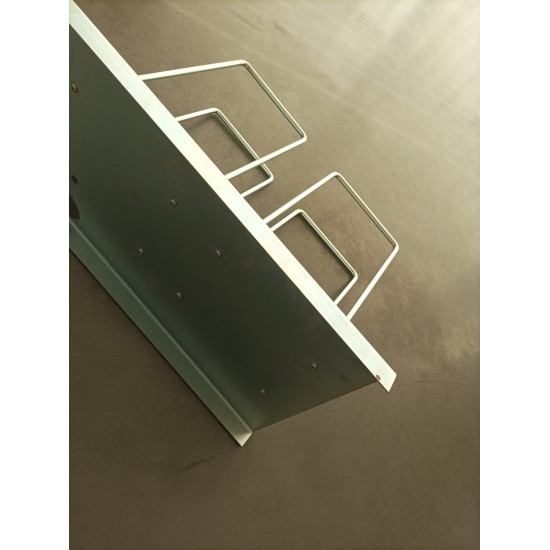 Egg tray lifting platform