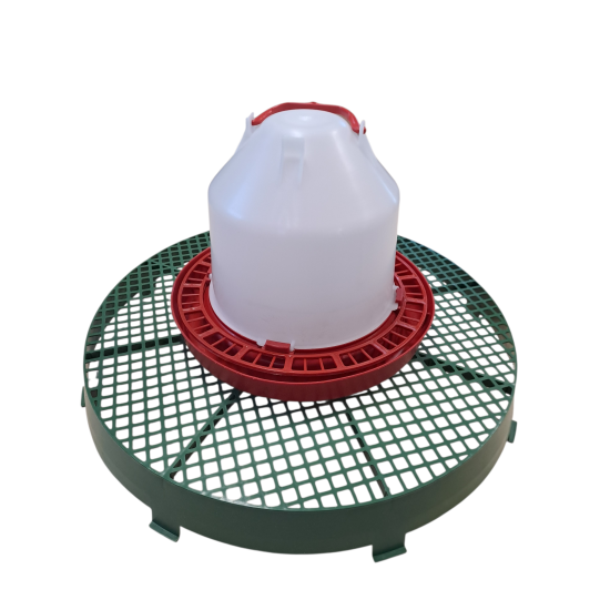 Feeding and watering tray Feeding and watering tray