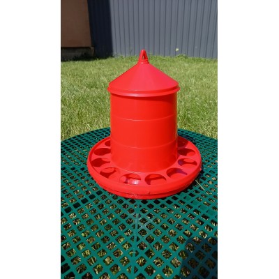 Feeding and watering tray